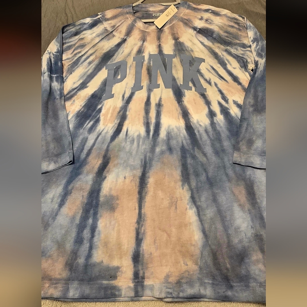 Victoria's Secret PINK 3/4 Long Sleeve Tee